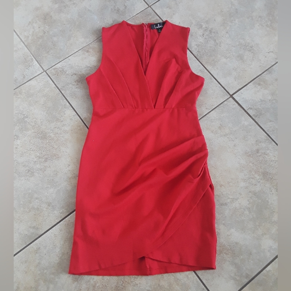 Lulu's Red Plunge Sheath  Mini Dress.